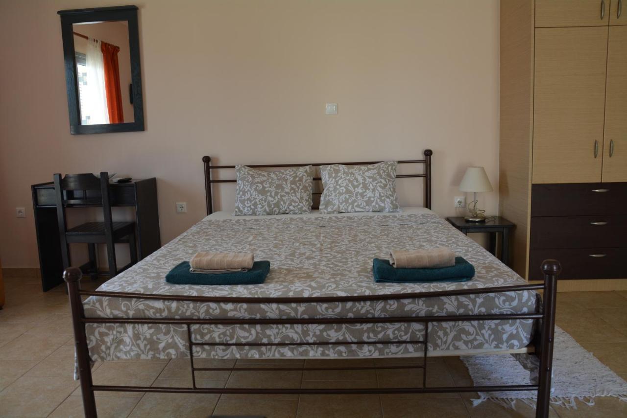 Lotus Sea View Studio Apartment 2 Lixouri Extérieur photo
